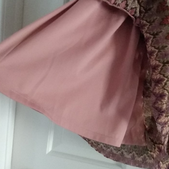 Skirt - Picture 2 of 6